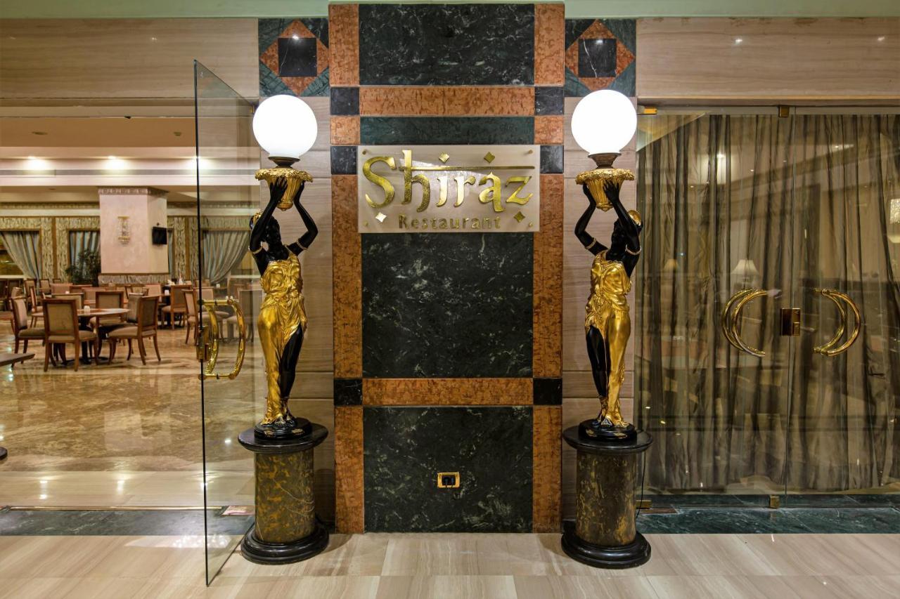 Triumph Plaza Hotel Cairo Exterior foto