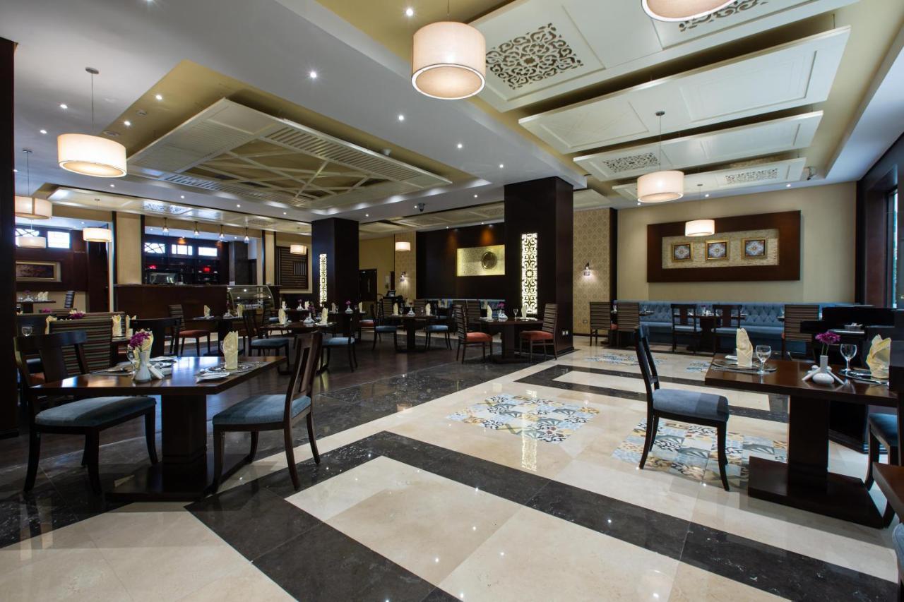 Triumph Plaza Hotel Cairo Exterior foto